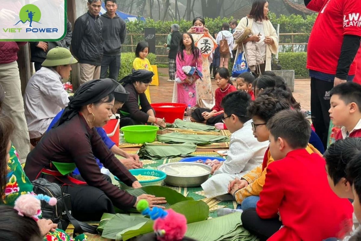 Explore Vietnamese festivals, rituals and daily life