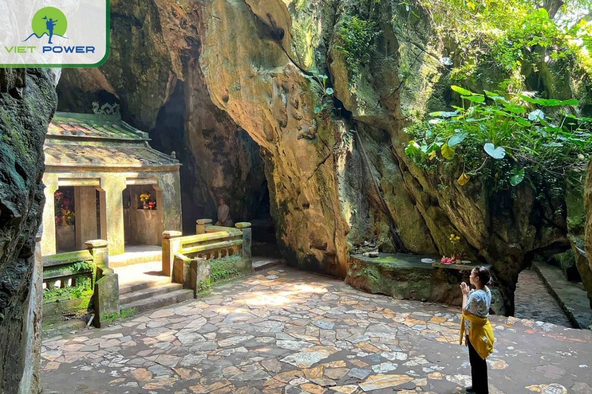 Temples in Marble Mountains
