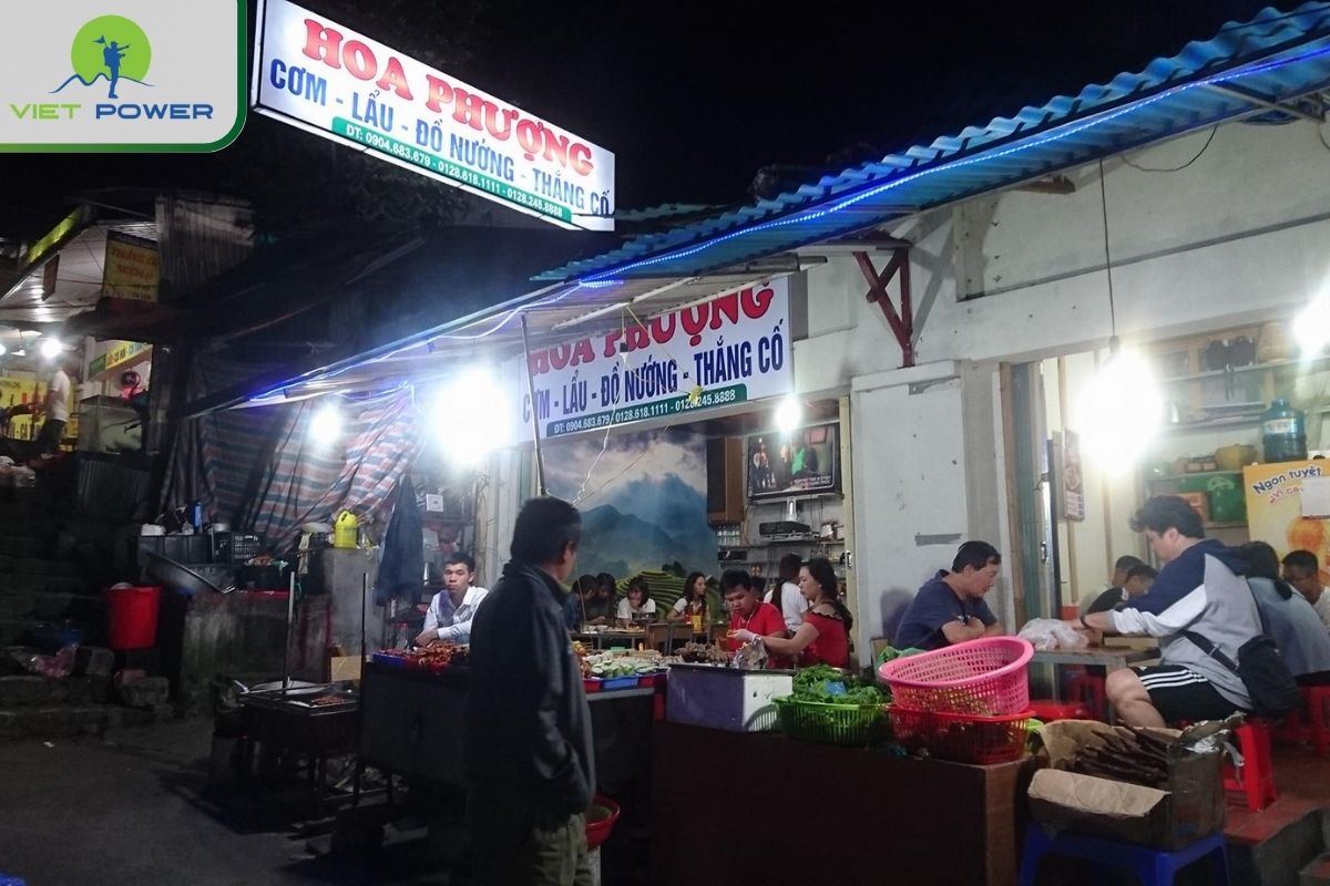 Hotpot corner at Sapa night market