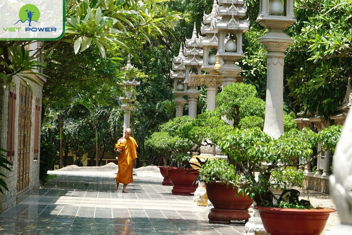 Ten lamp posts modeled after the Ashoka pillars at Buu Long