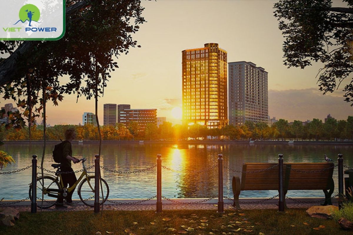Sunset at giang vo lake