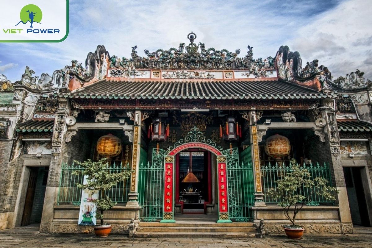 Thien Hau Pagoda in Chinatown - Cho Lon