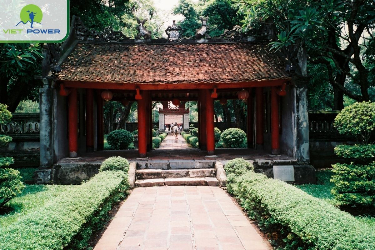 The First Courtyard at Temple of Literature