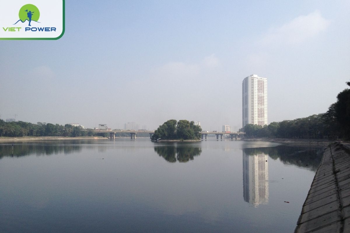 Jogging at linh dam lake