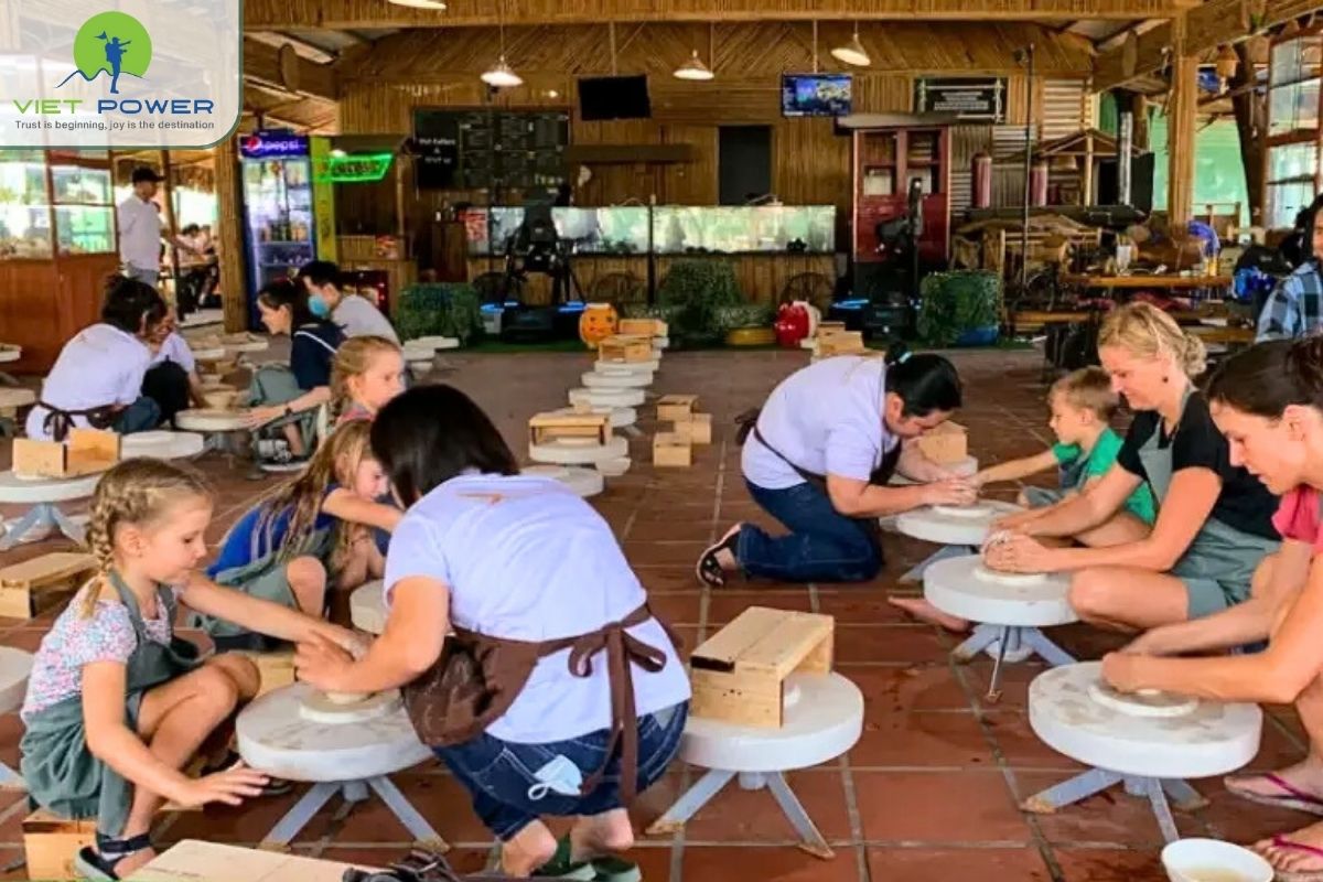 (14) Vietnam Pottery