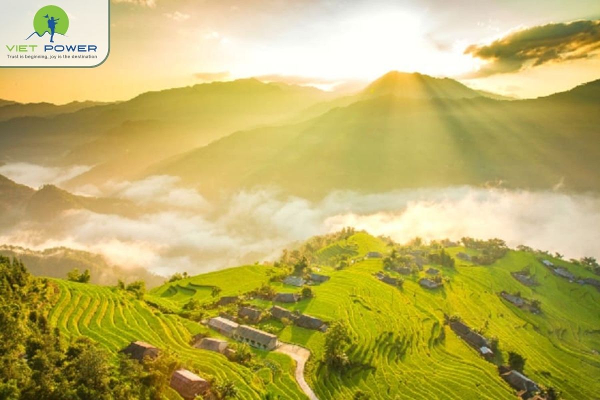 (15) Mountain In Northern Vietnam