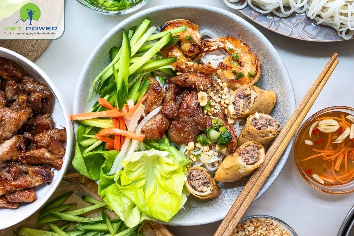 (4) Bun thit nuong