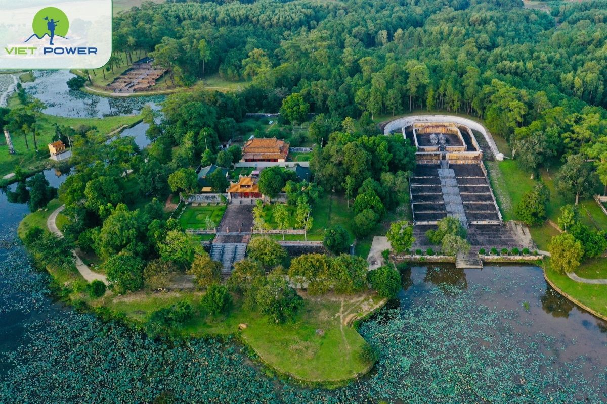 Gia Long Tomb (Thien Tho)