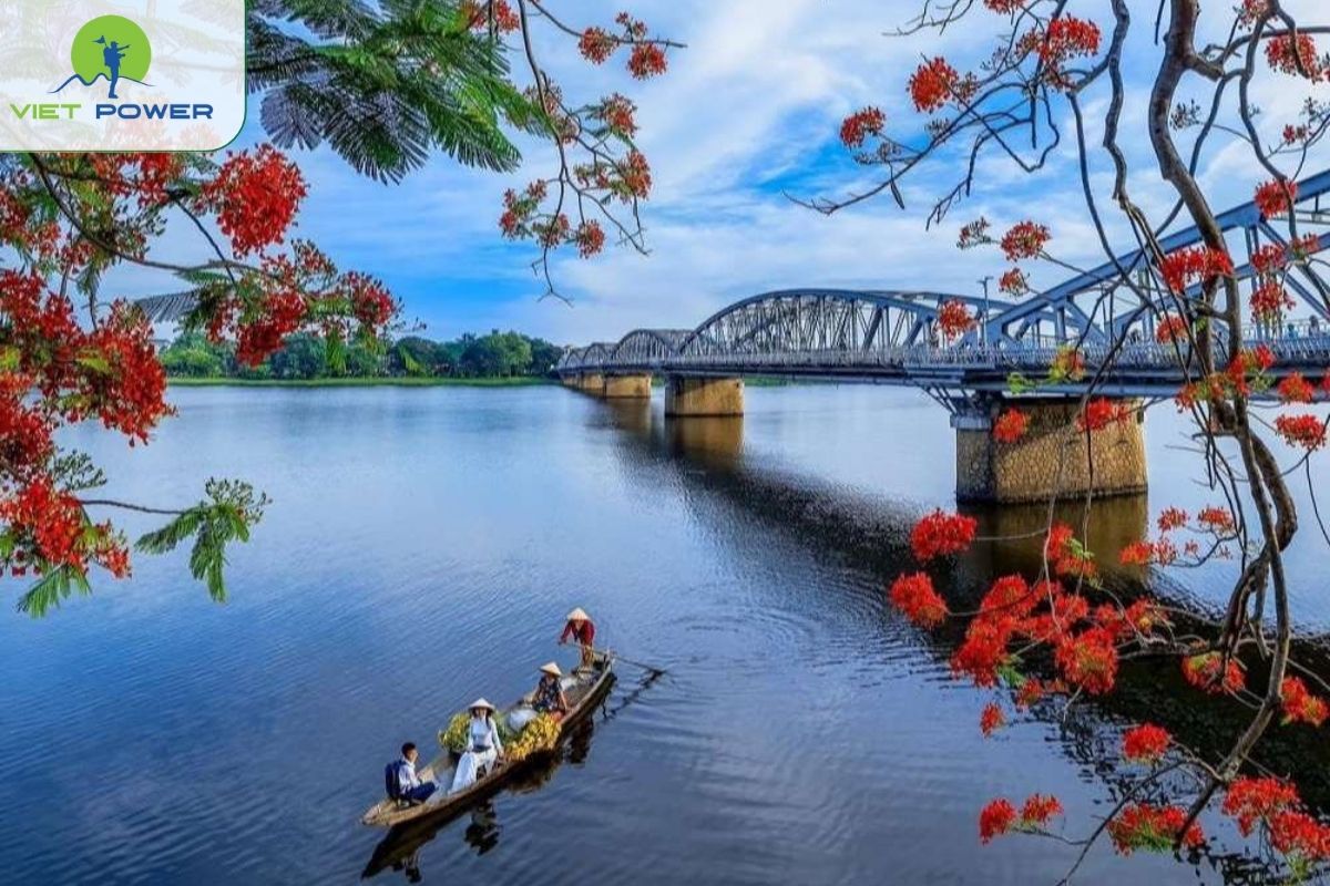 Perfume River (Huong River)