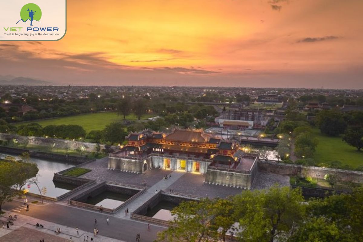 Complex of Hue Monuments (3)