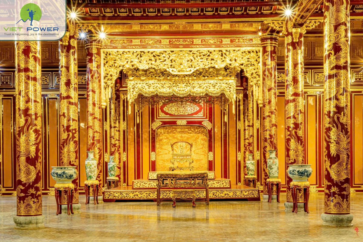 Complex of Hue Monuments (8)