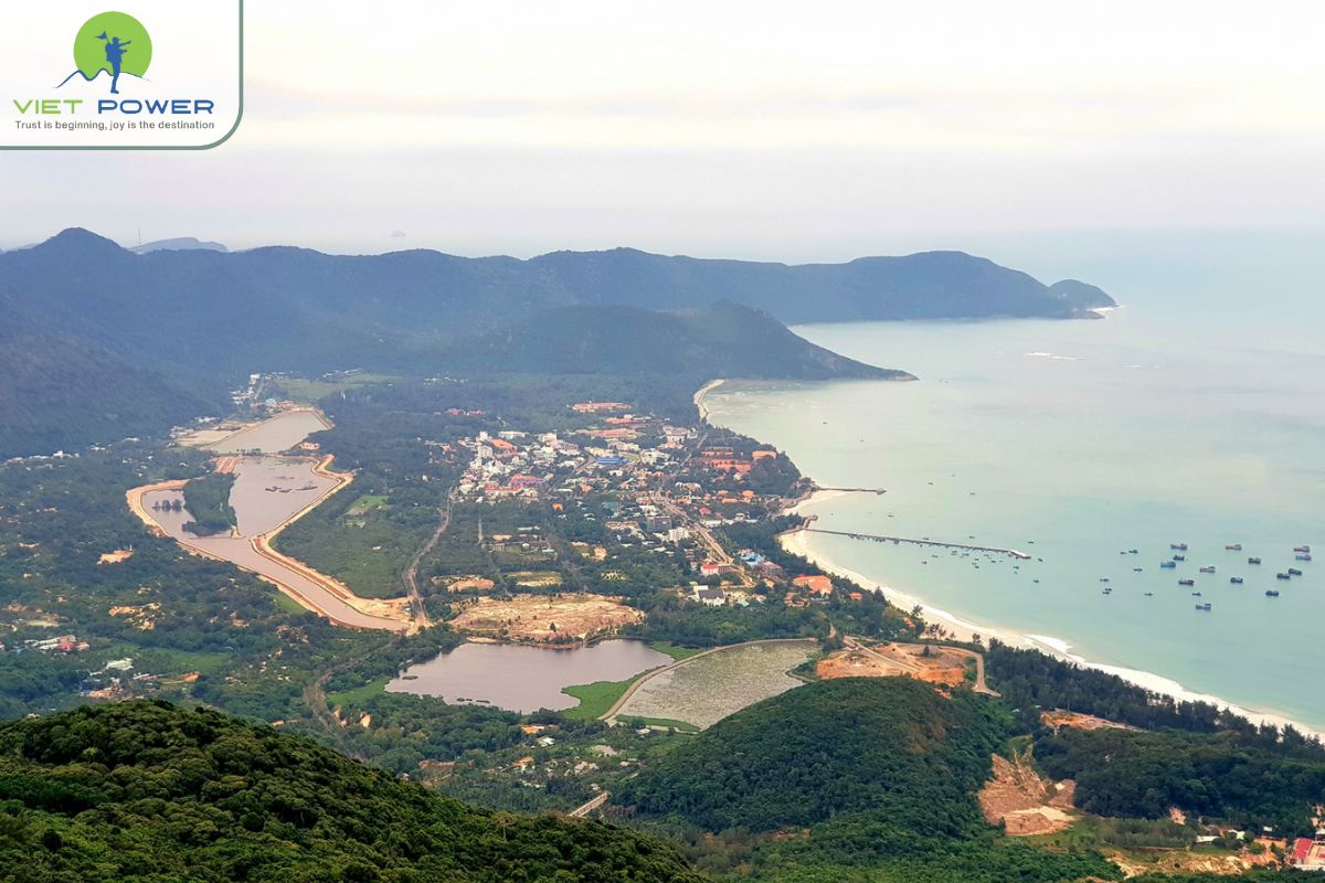 Con Dao Island (1)