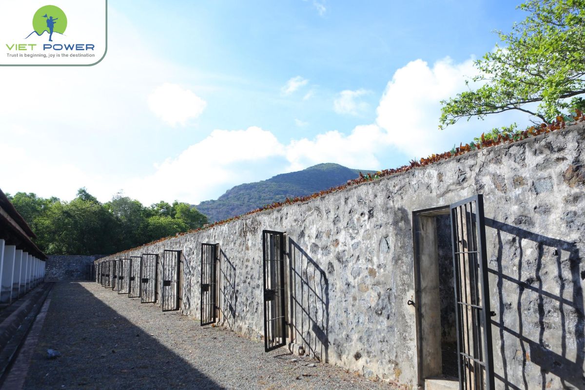 Con Dao vs Phu Quoc (10)