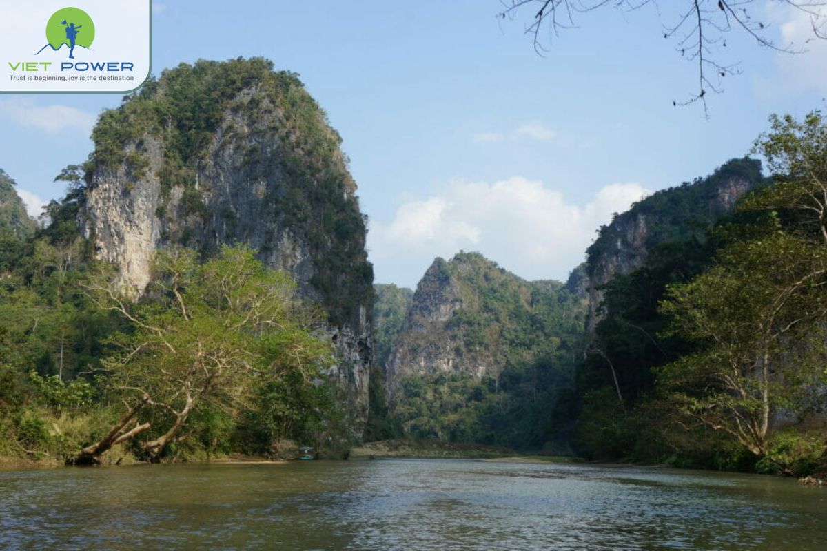 Dau Dang Waterfall (10)