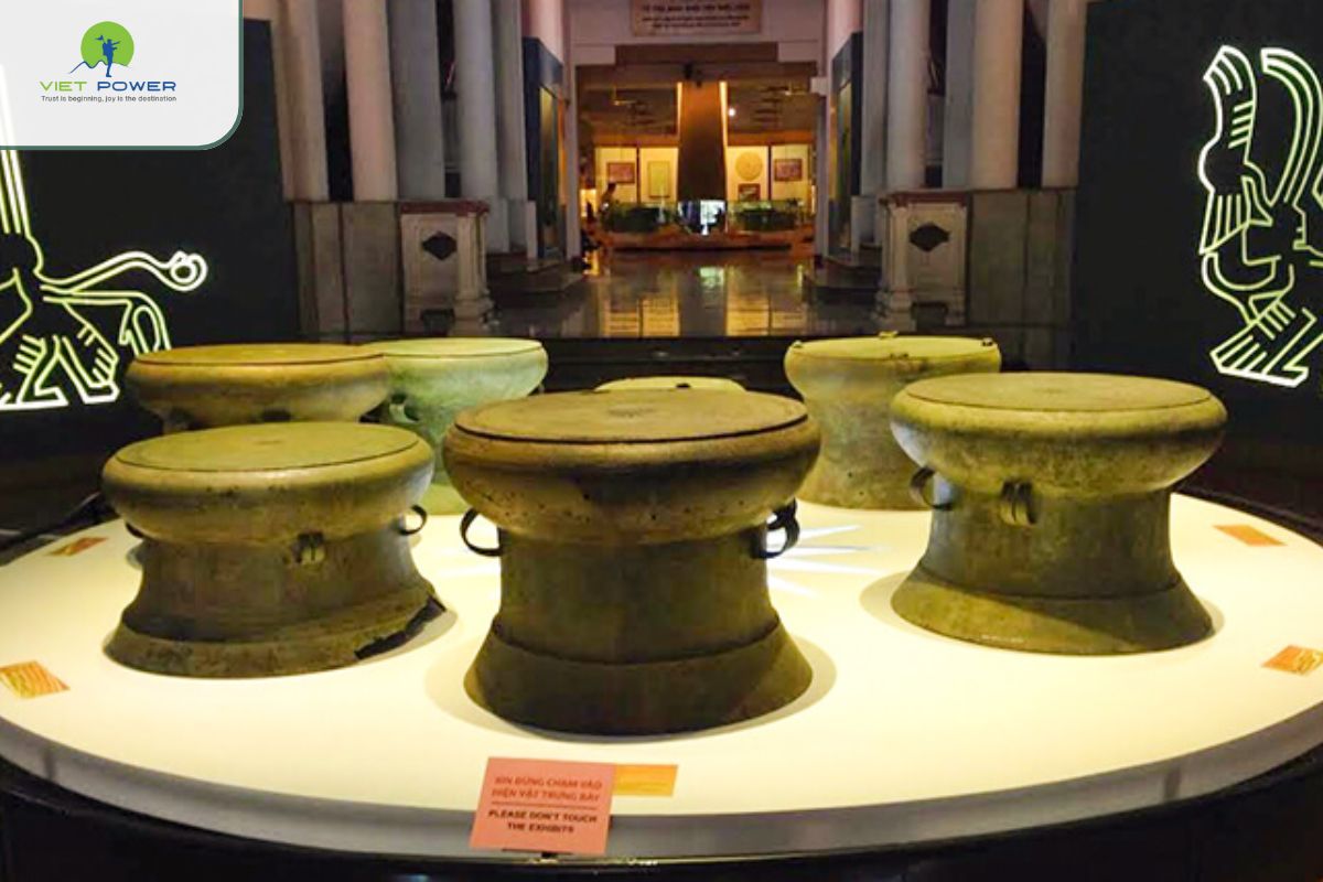 Dong Son bronze drum