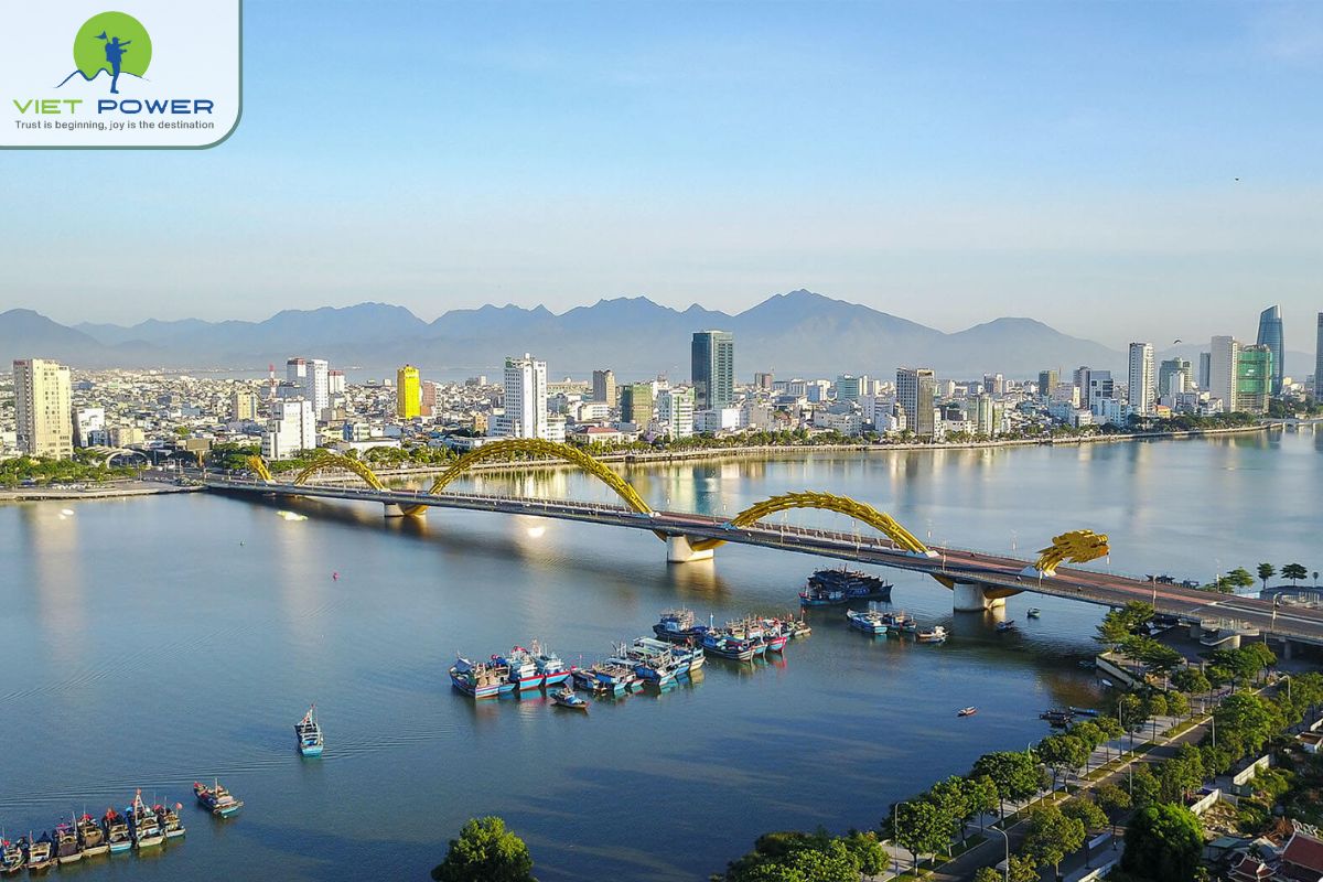 Han River and iconic bridges