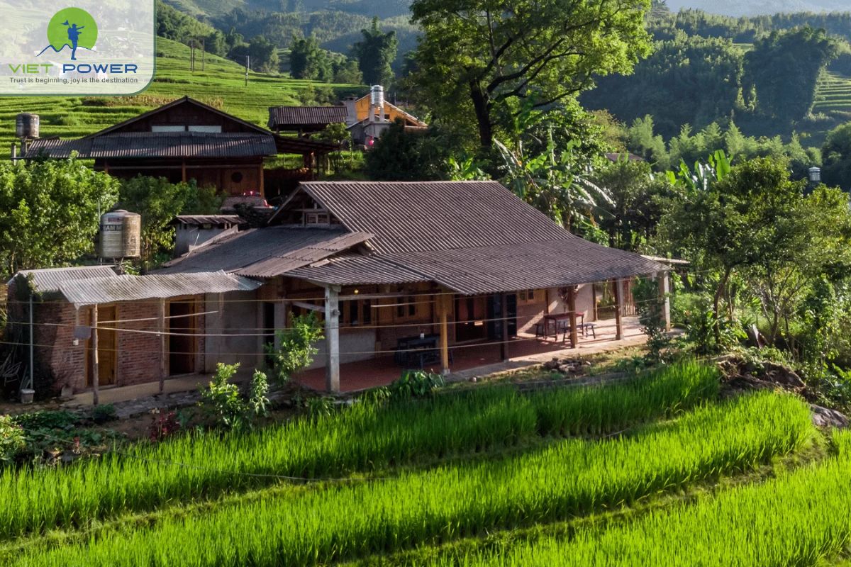 How Long Is the Ta Van Trek