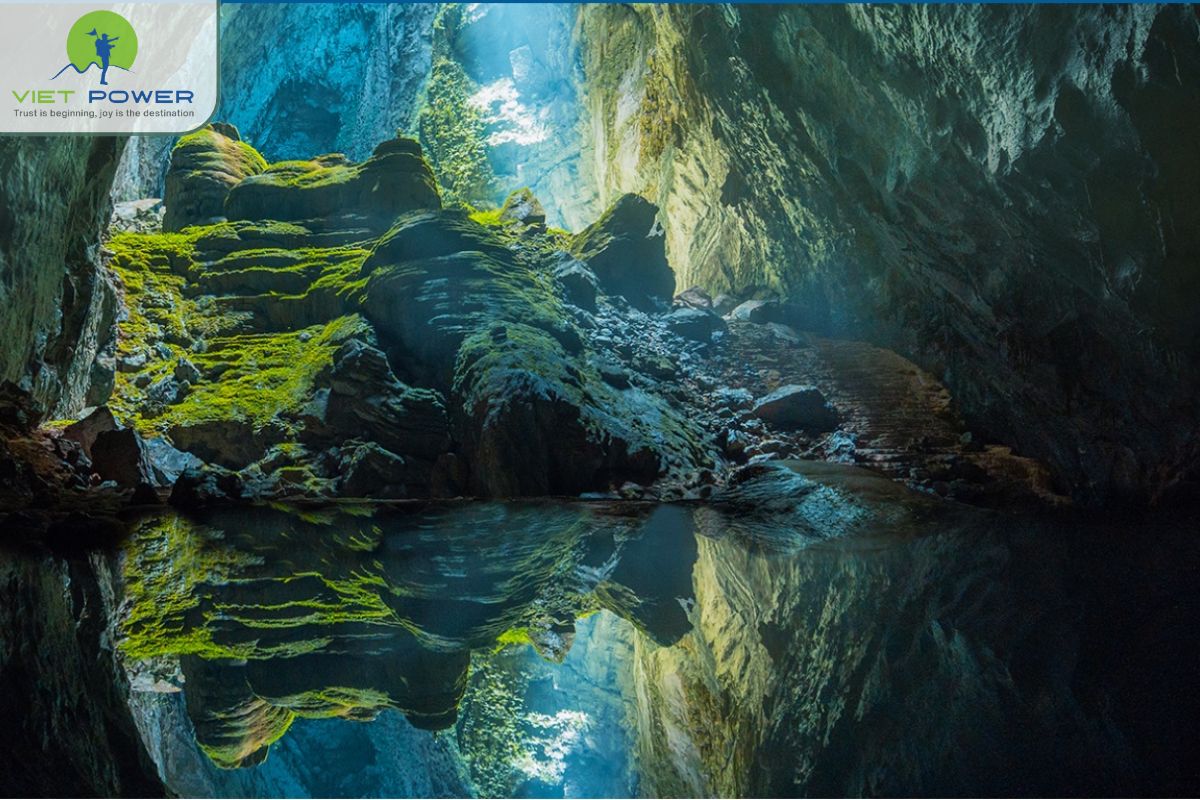 Overview of Son Doong Cave Vietnam