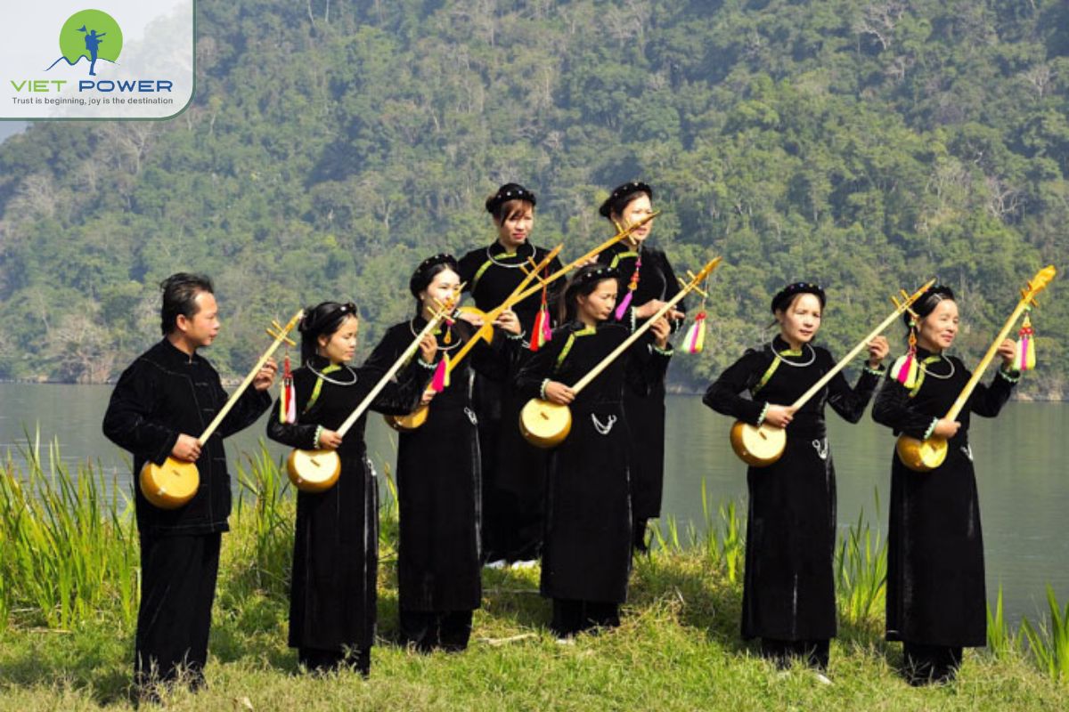 Pac Ngoi Village (4)