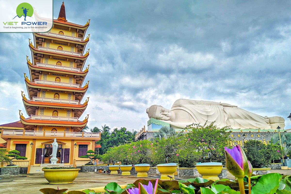 Pagodas in the South of Vietnam (3)