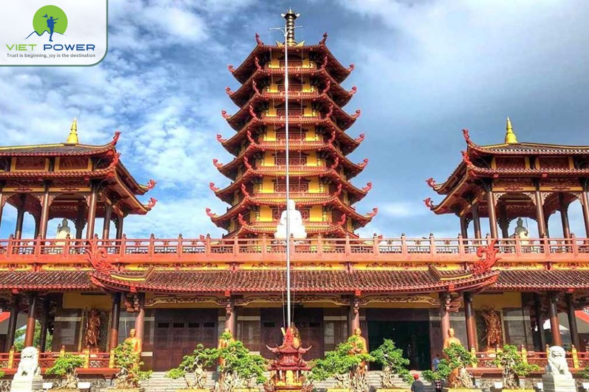 Pagodas in the South of Vietnam (7)