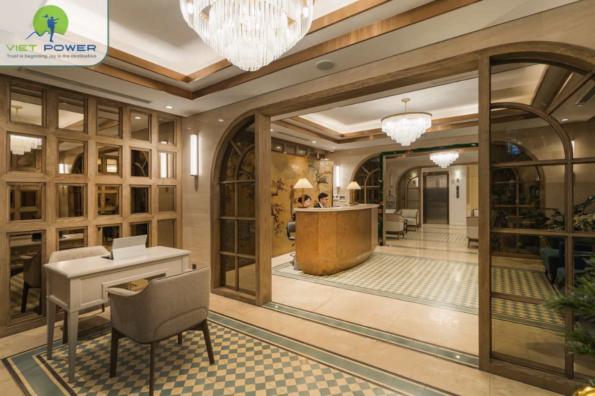 Review of Life in Vietnam (8)