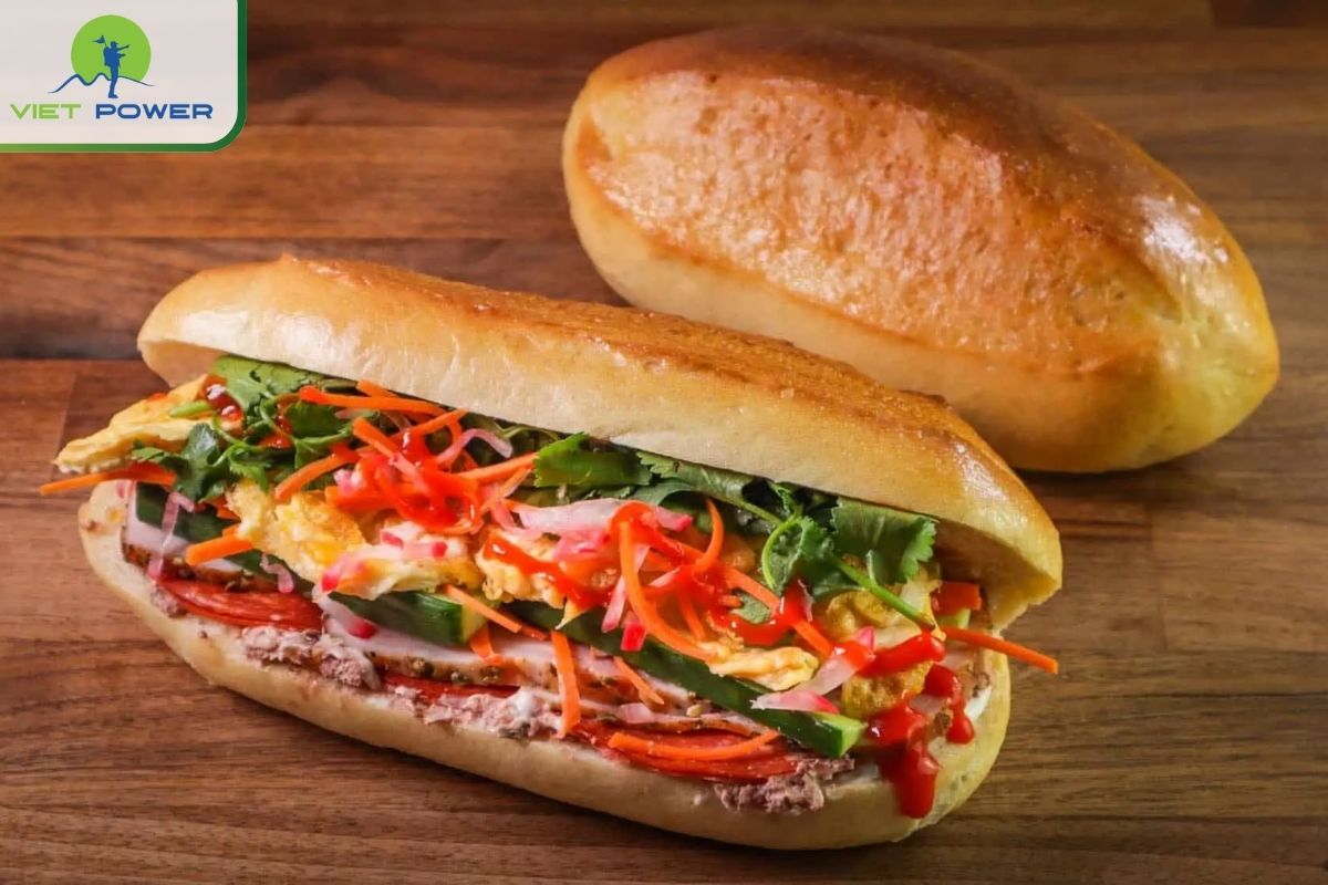 Saigon Street Food Markets: A Foodie's Paradise: Banh mi