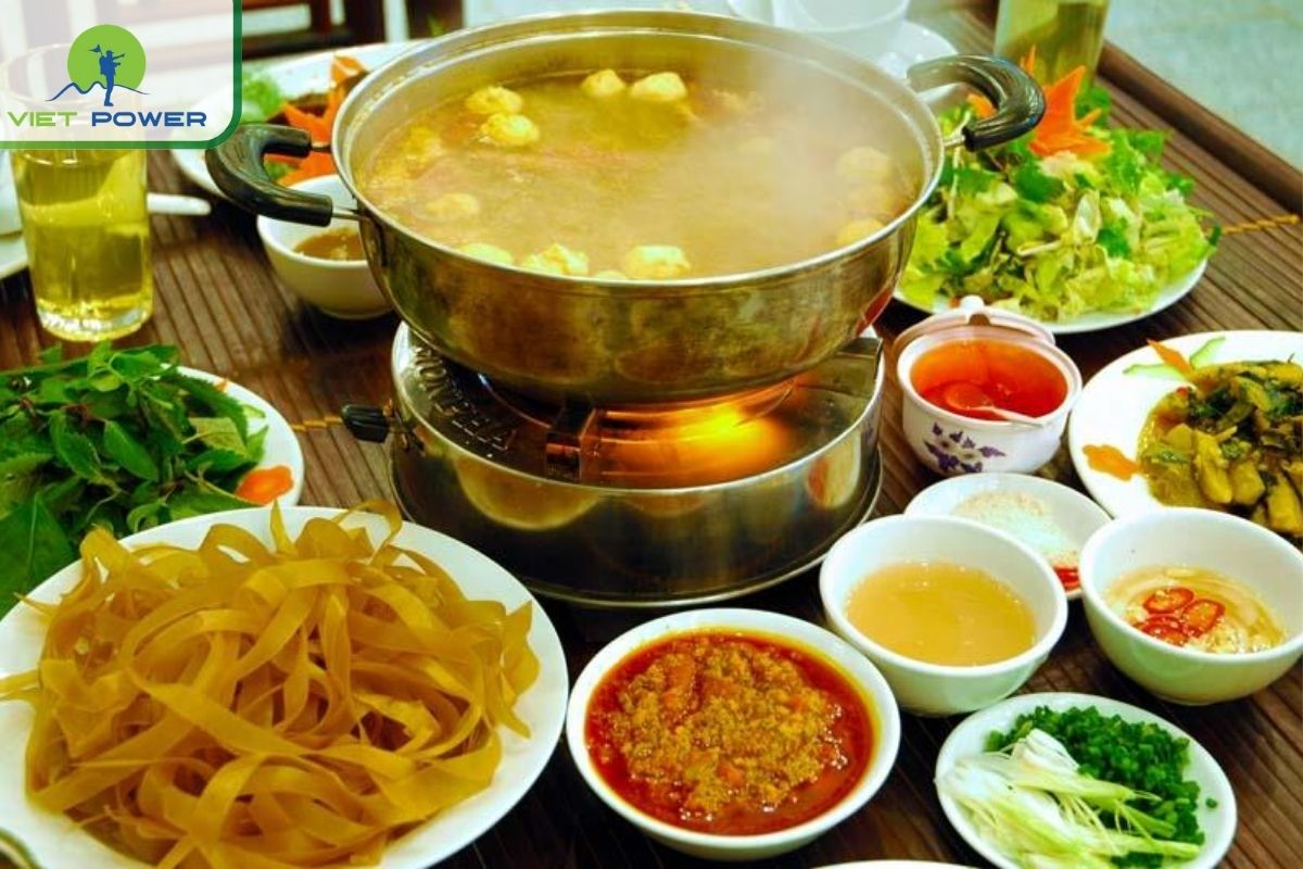 Vietnamese Hot Pot (Lau)