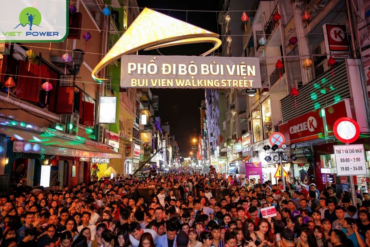 Bui Vien Street 