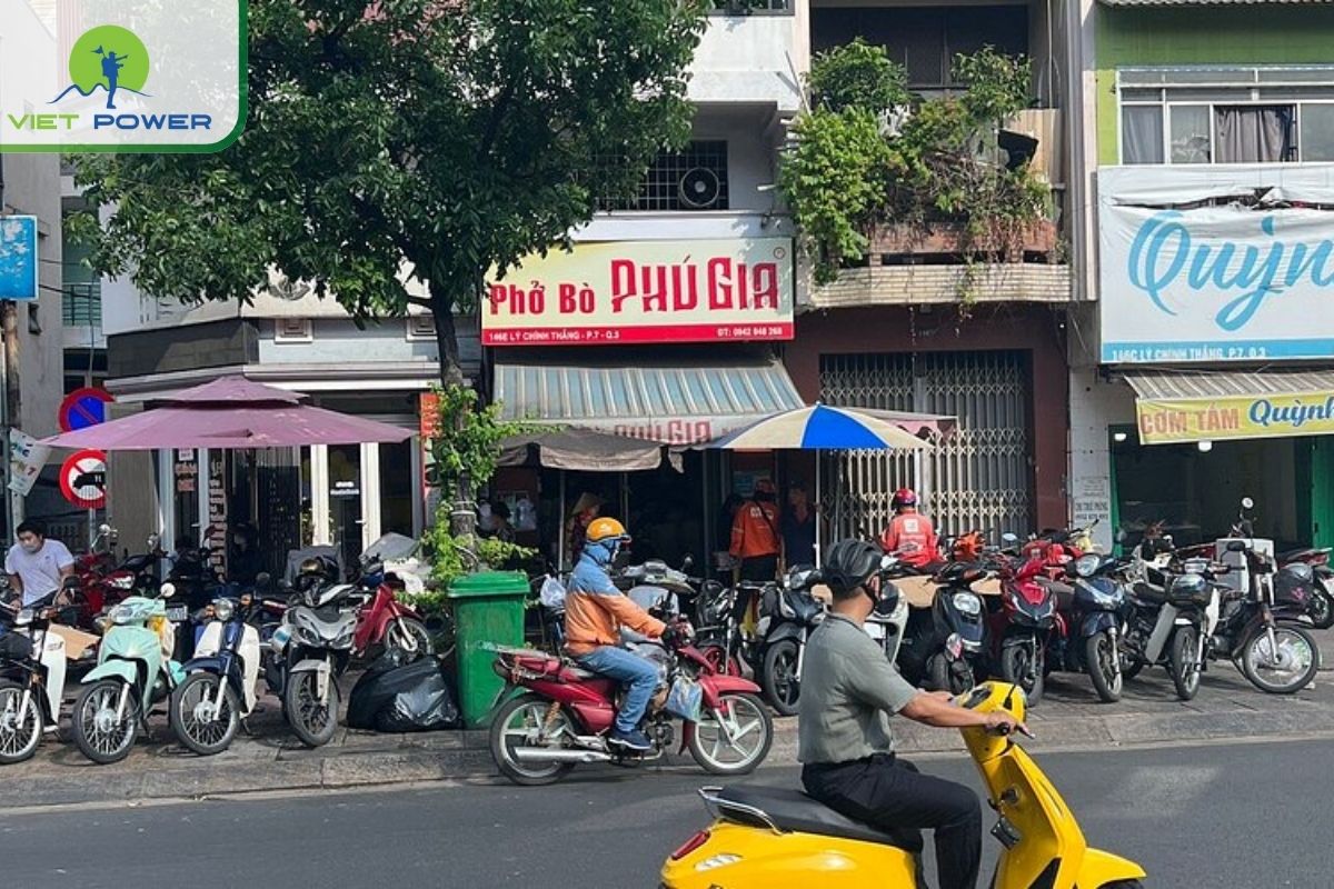 Pho Phu Gia (District 3) – Old Hanoi Flavor