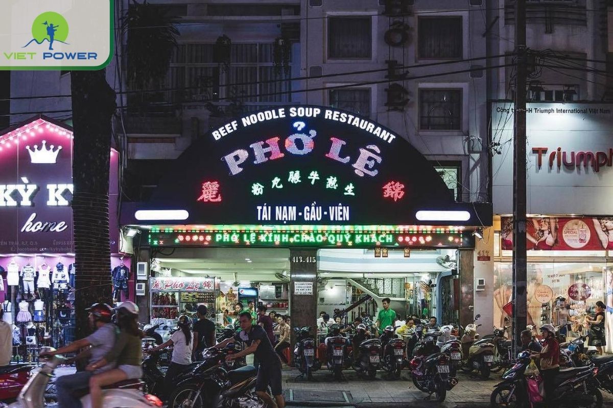 Pho Le (District 5) – Southern Favorite With Rich Broth