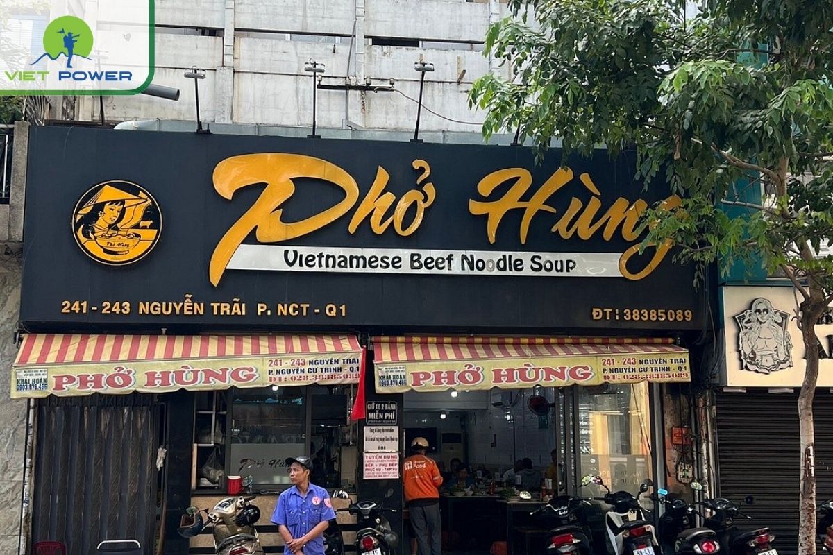 Pho Hung (District 1) – Best Late-Night Pho