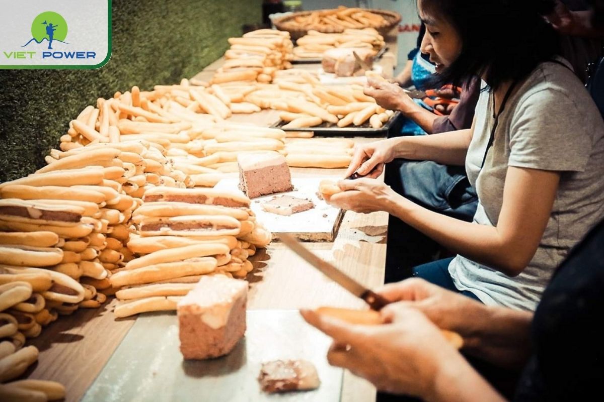 Tips for Enjoying Mini Banh Mi in Hai Phong