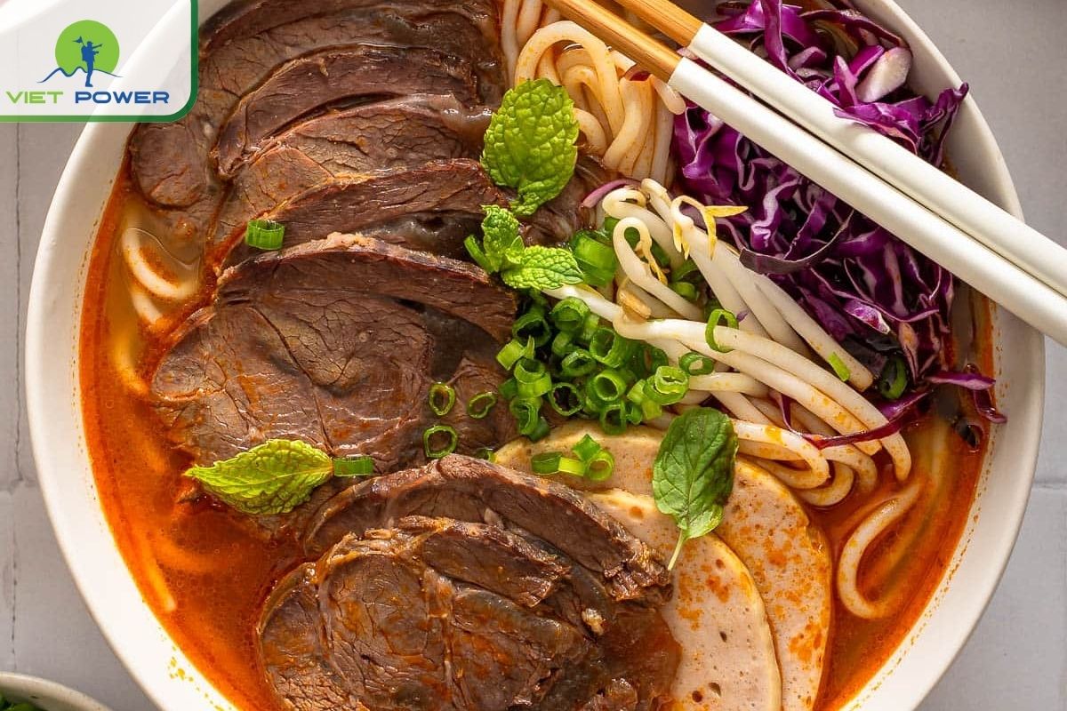 Bun Bo Hue (Spicy Beef Noodle Soup)