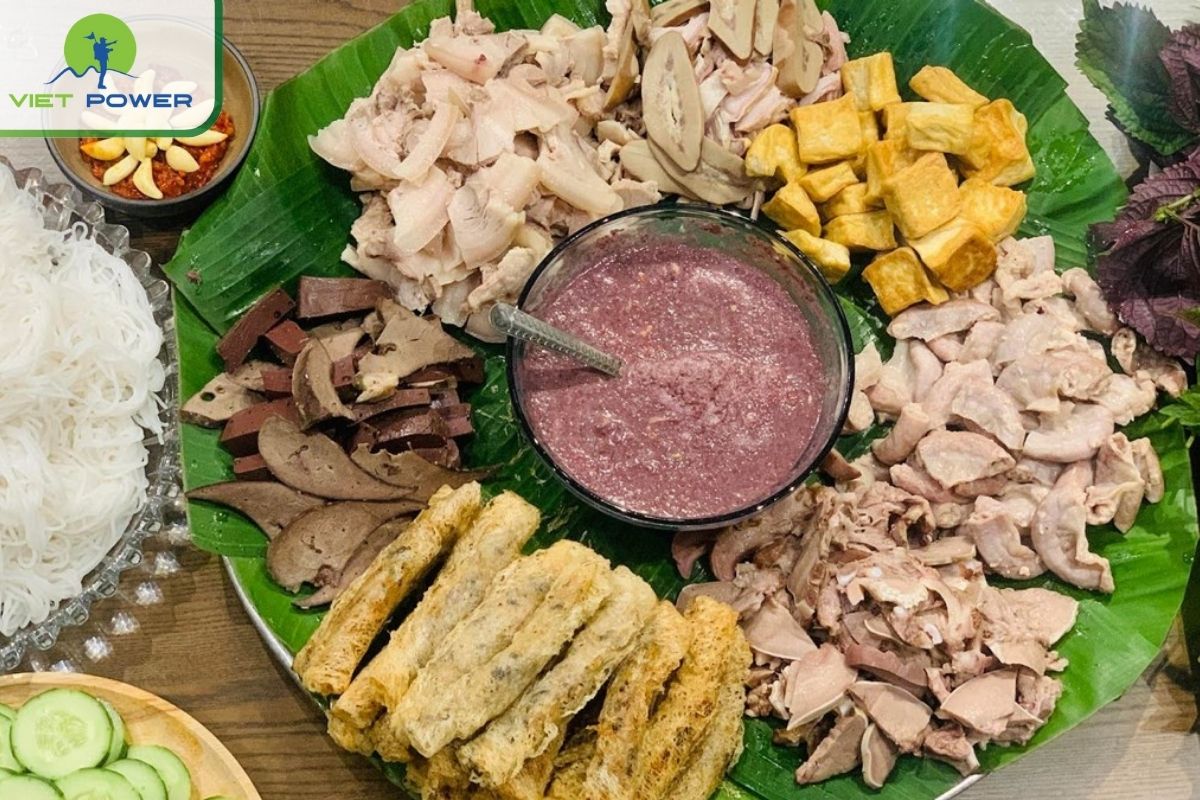 Bun Dau Mam Tom (Dry Noodles with Shrimp Paste and Fried Tofu)