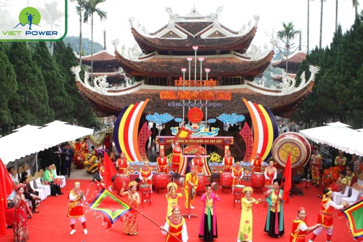 Perfume Pagoda Festival