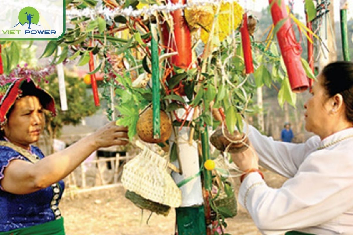 Xến Xó Phốn – Rain-Calling Festival