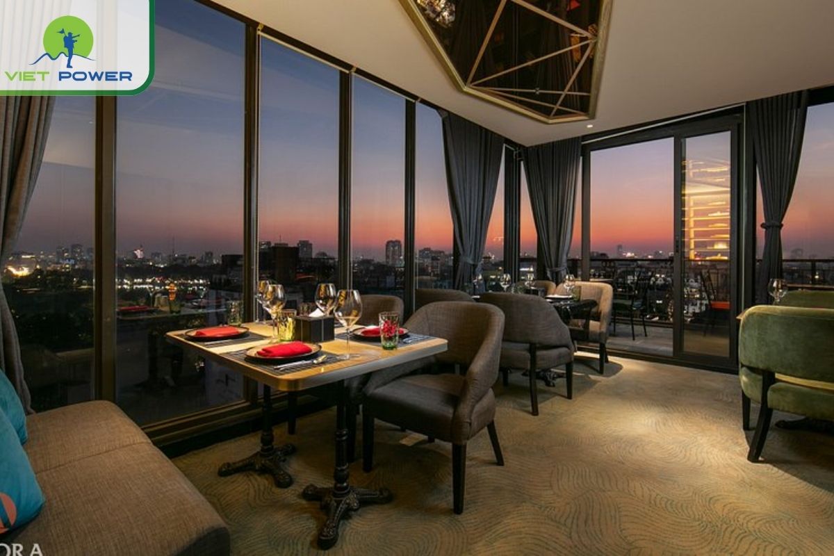 Comet Restaurant – Best Rooftop Meal in Hanoi