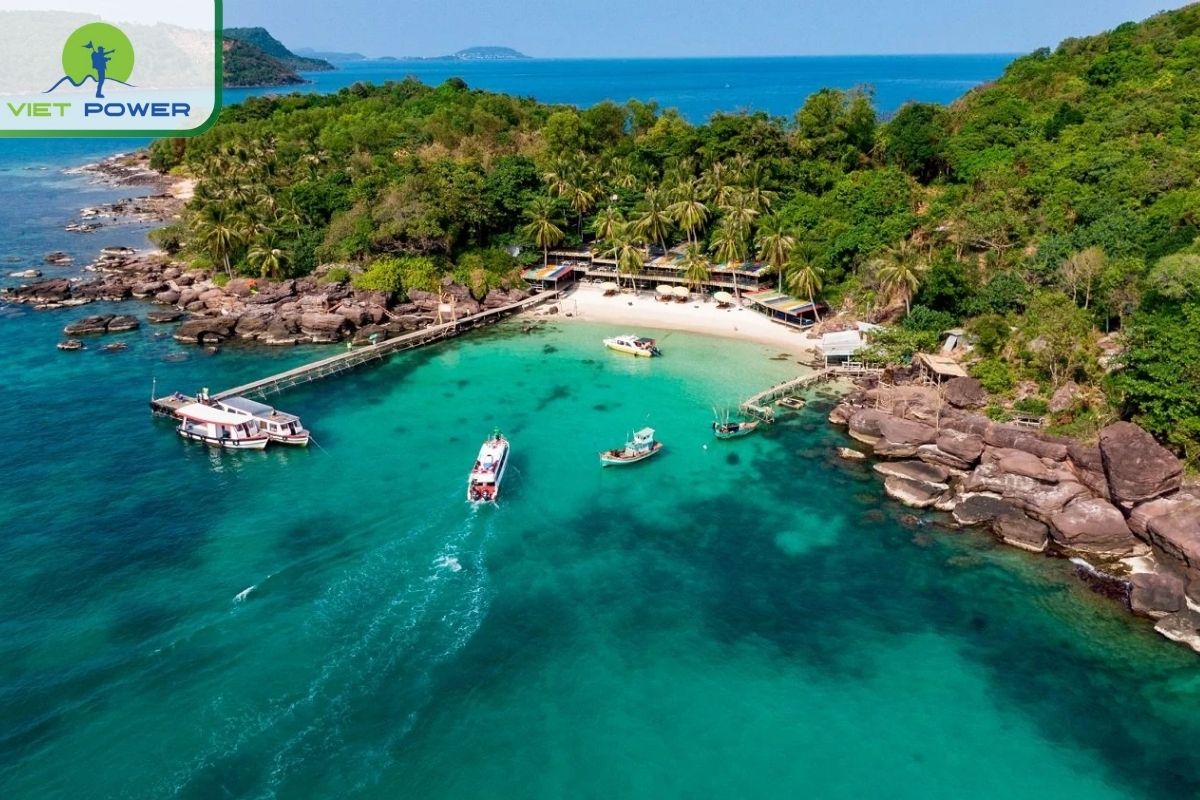 Must-Know Weather Tips for a Smooth June Trip