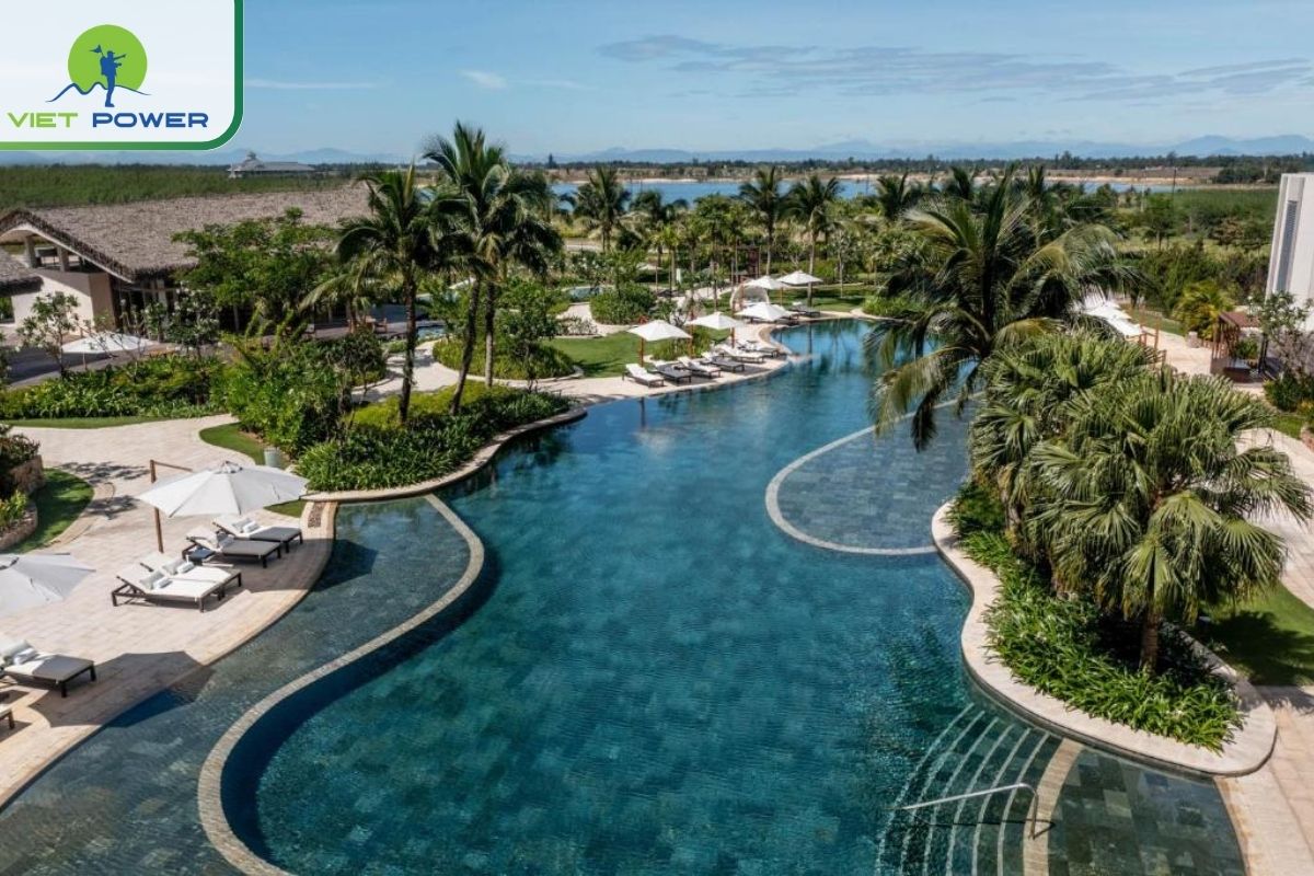 Honeymoon-Friendly Seasons Across the Year