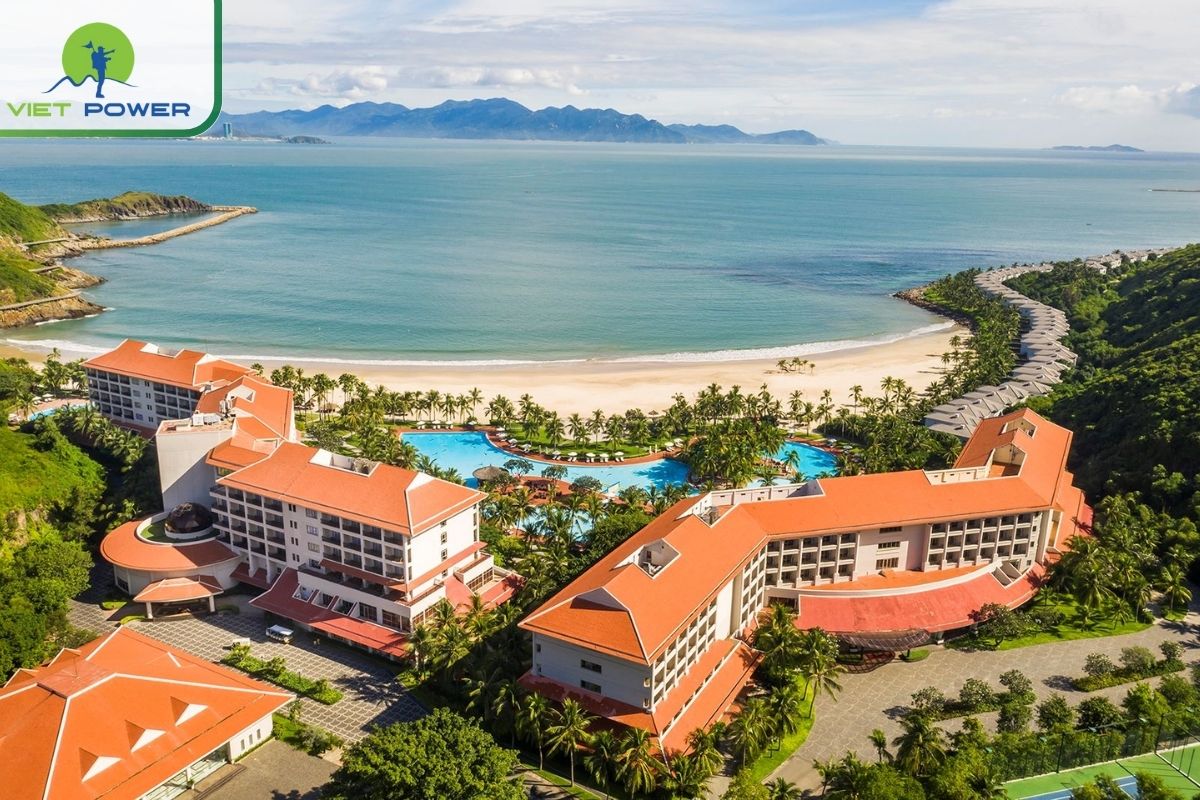 Vinpearl Resort Nha Trang – Private Beach Meets Indochine Elegance