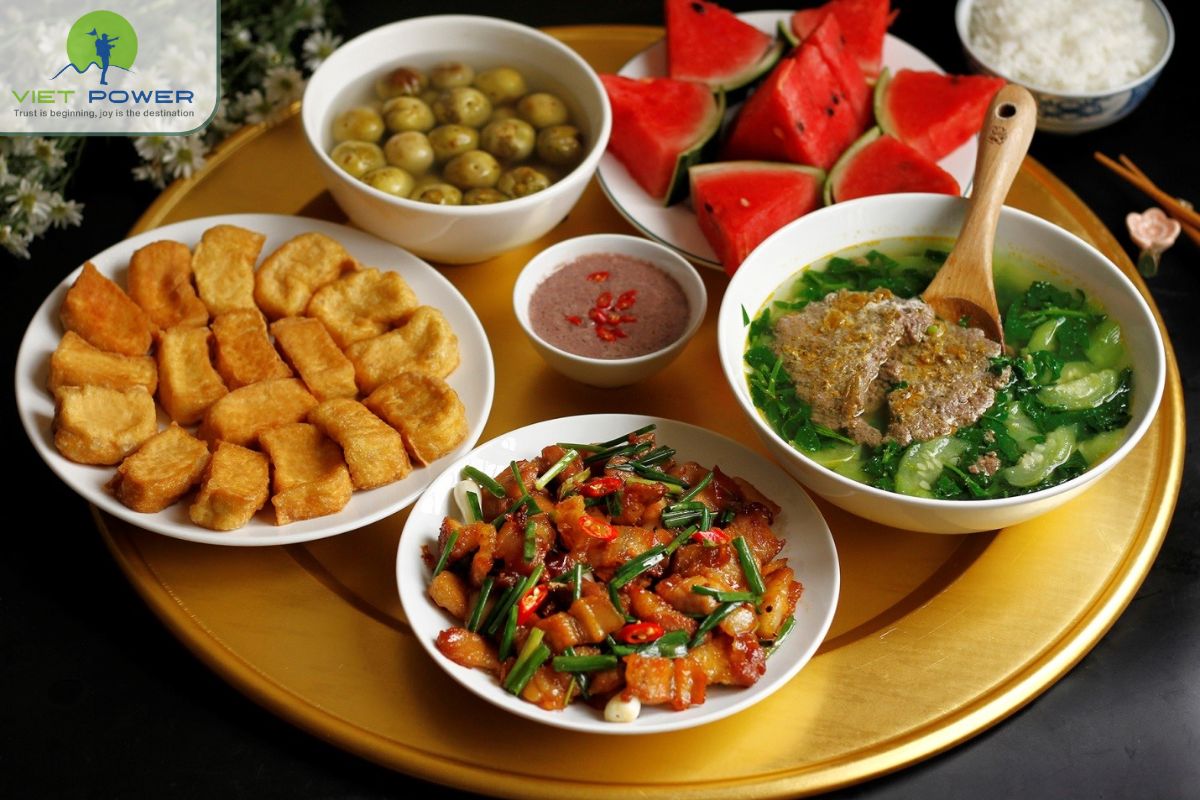 Vietnamese Dining Etiquette (2)