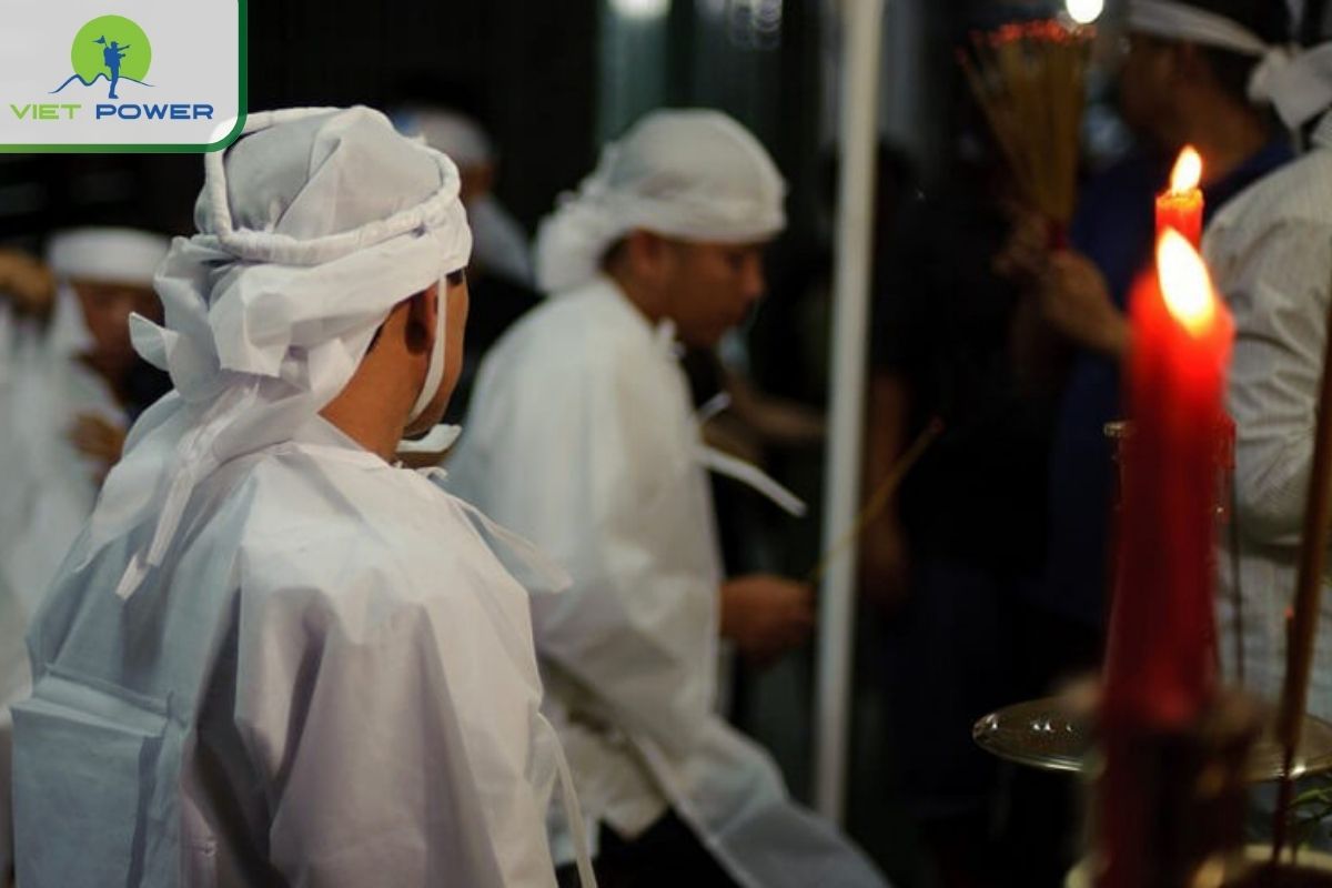 Symbolism in Vietnamese funerals.