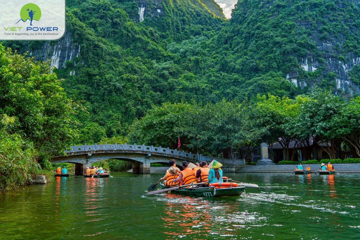 Visiting Ninh Binh Guide for First-Time Travelers (3)