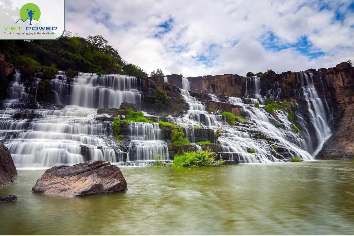 Waterfalls in Da Lat (3)