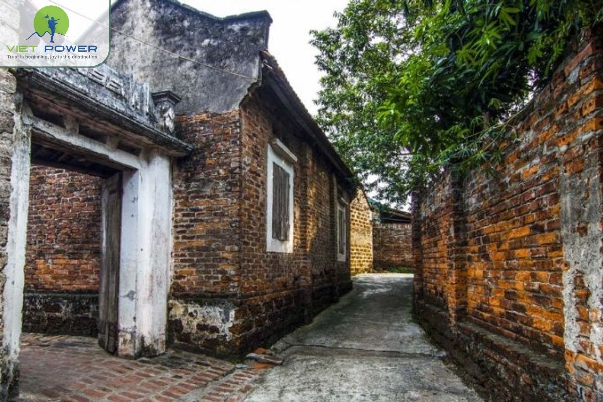 What Makes Duong Lam Special (3)