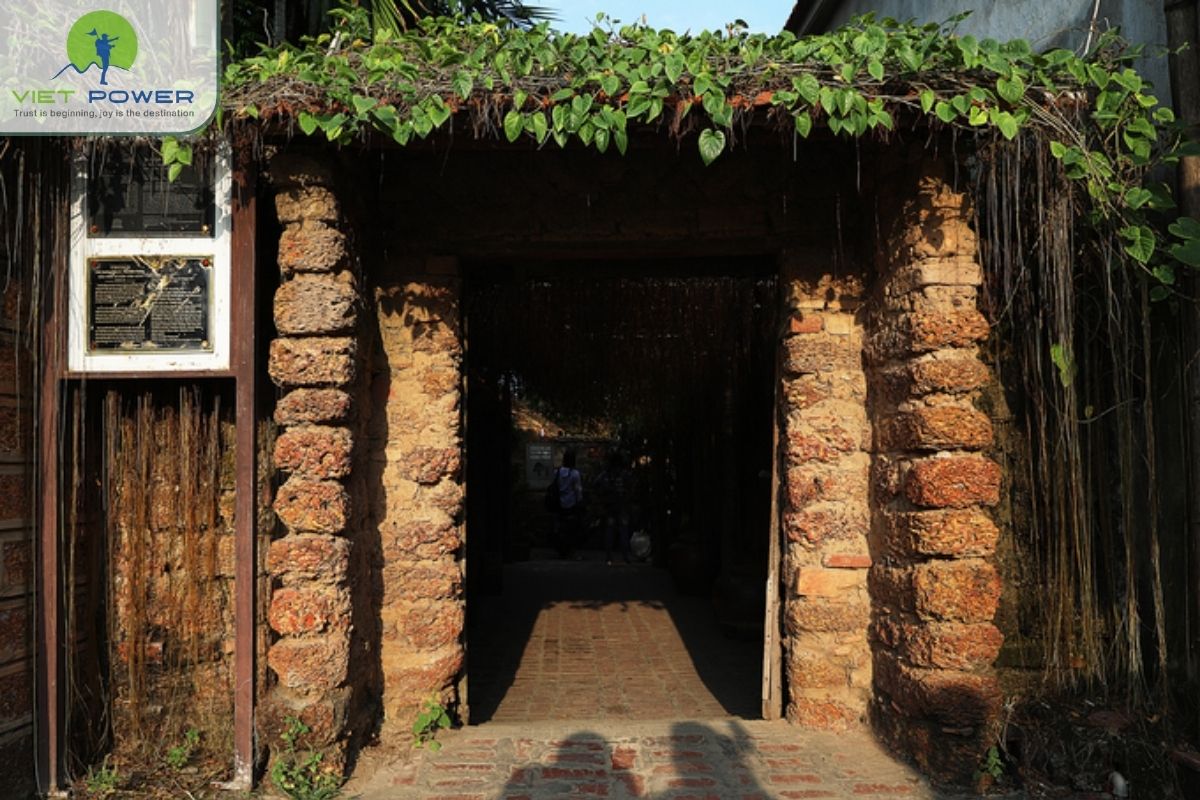 What Makes Duong Lam Special (6)