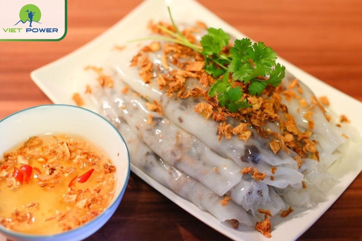 Discover the Best Breakfast in Hanoi Old Quarter: Banh Cuon
