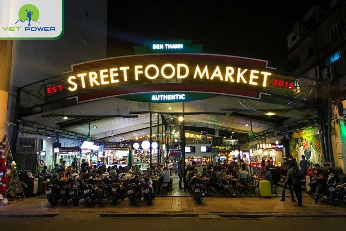 Best Cheap Eats In Ho Chi Minh City Under 100.000 VNĐ: Ben Thanh Street Food Market