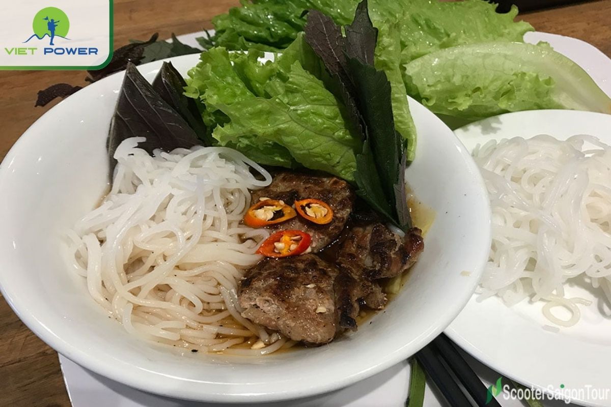 Best Cheap Eats In Ho Chi Minh City Under 100.000 VNĐ: Best Bun Cha